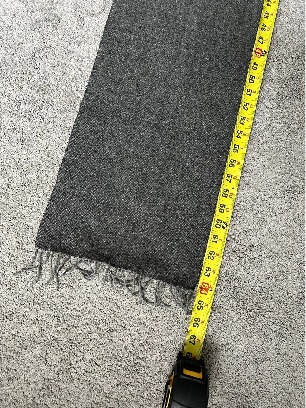 100% Cashmere Scarf Gray Herringbone Fringe Unisex Winter Classic 64 x 12